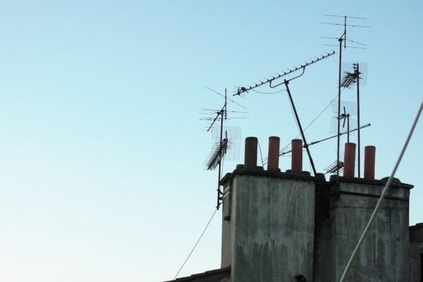 Orientation antenne TNT : comment régler ça une bonne fois pour toutes ?